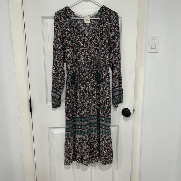 Knox Rose Floral Dress - Picture 1 of 6